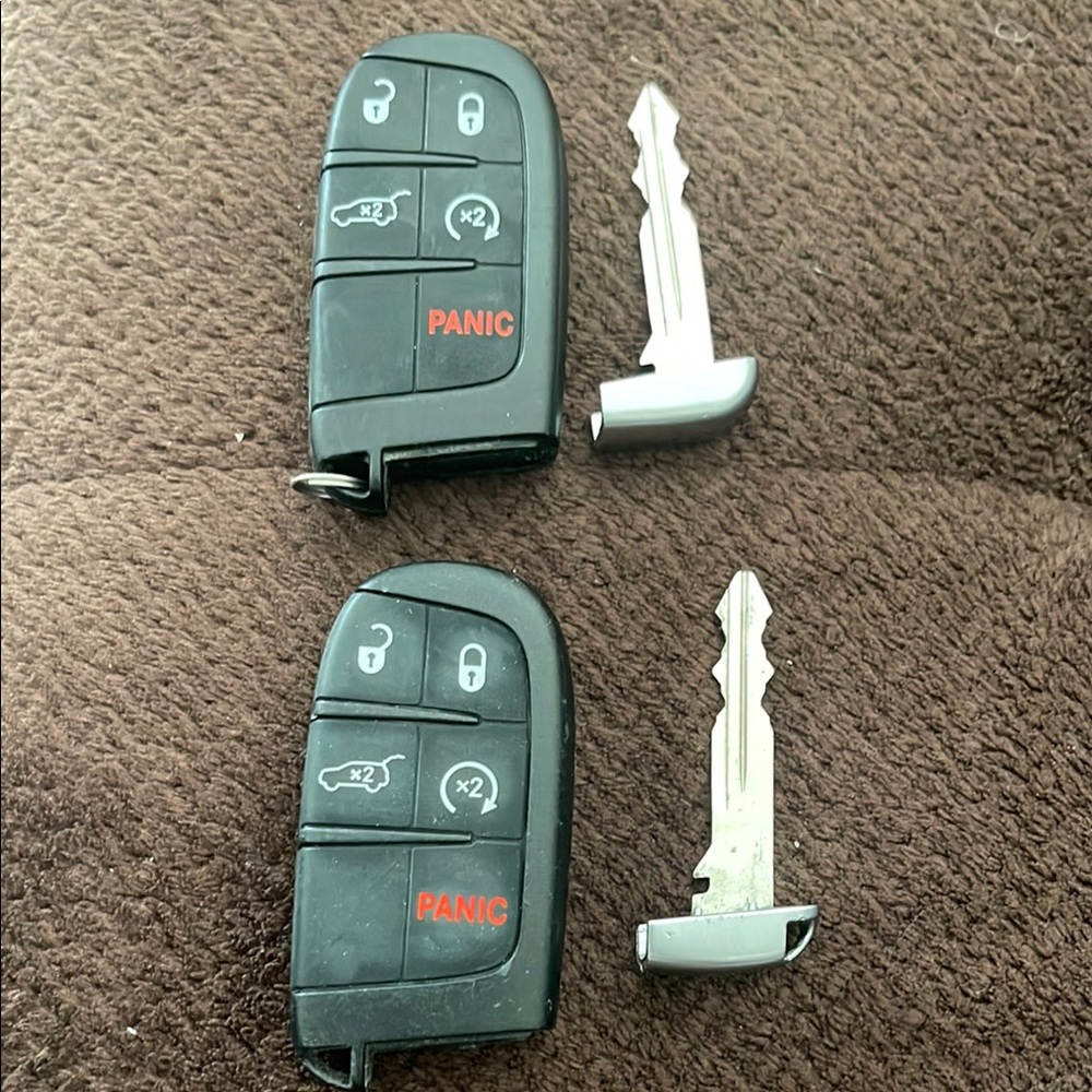 Jeep Grand Cherokee key fob